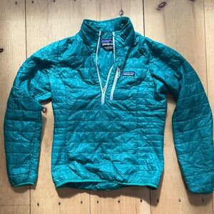 Patagonia quarter zip. Great shape!